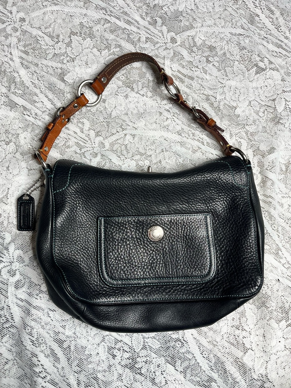 Vintage Y2K Coach Chelsea Pebbled
Leather Turnlock Hobo Bag